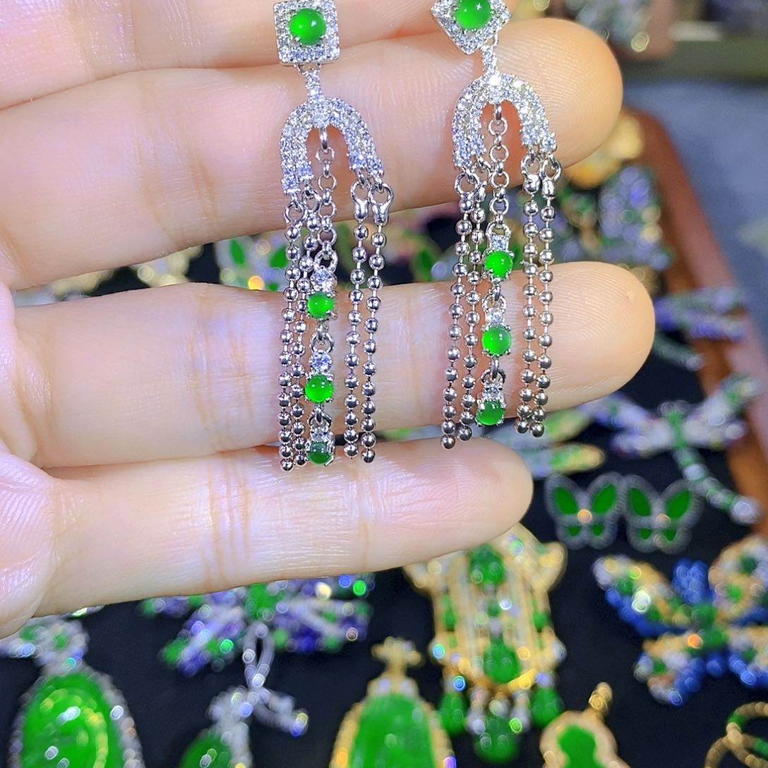 颈饰银S925镶嵌翡翠