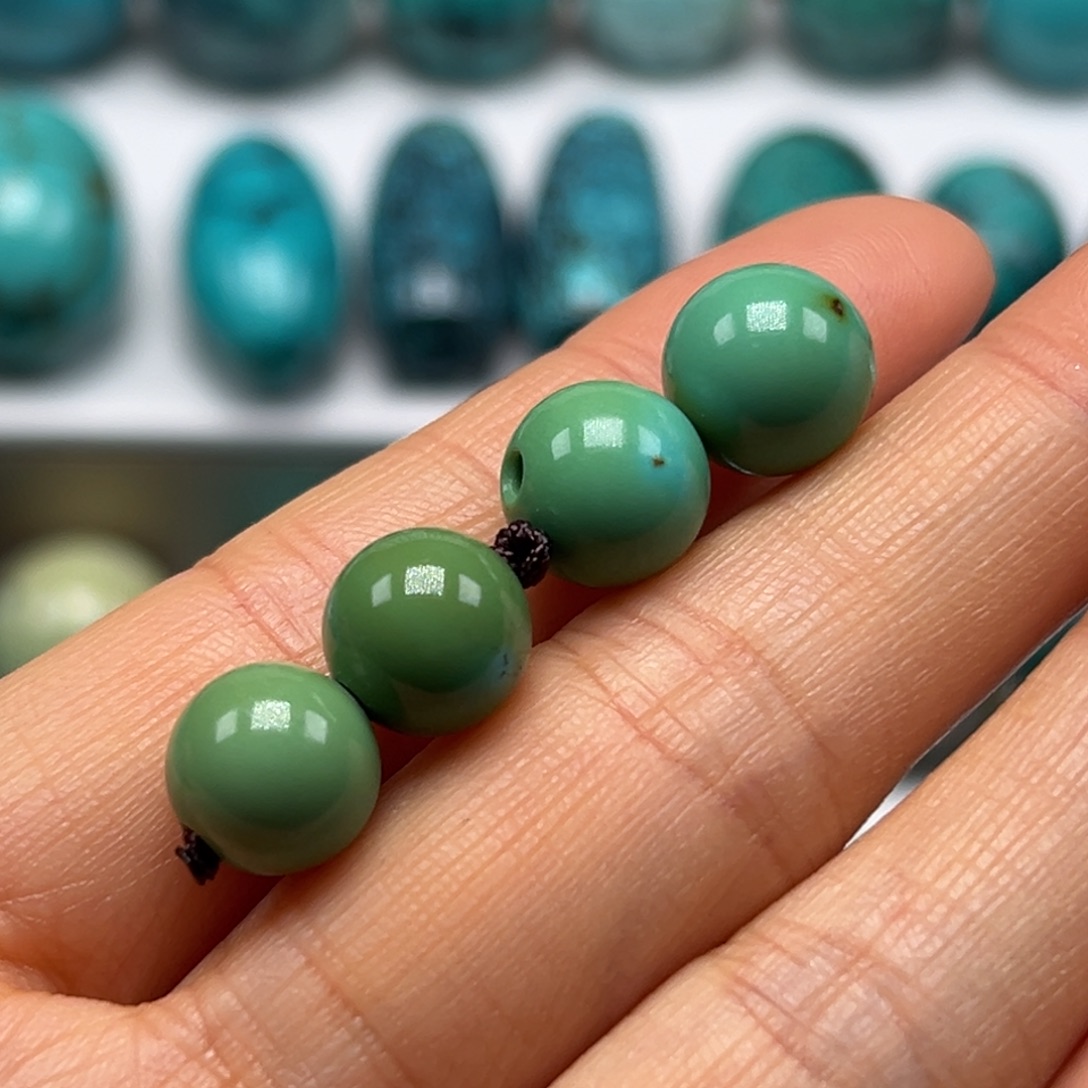 小****绿松石未镶嵌珠宝奇石