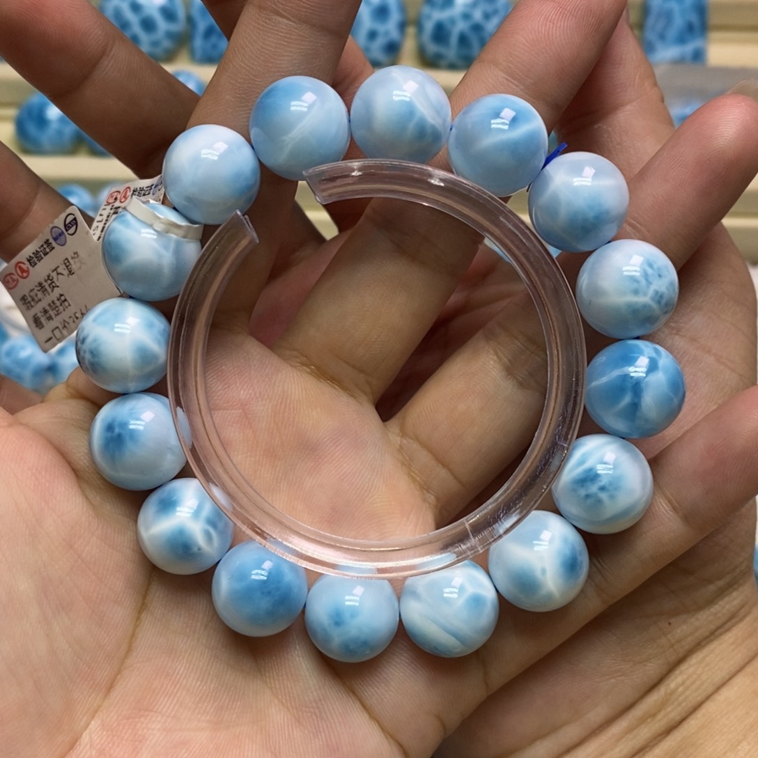 未镶嵌针钠钙石（海纹石）手链