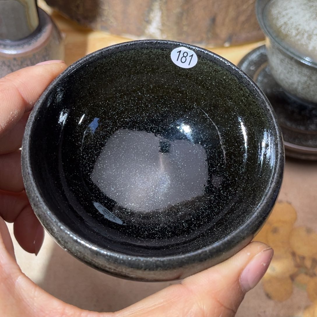 茶盏义兴龙窑坚持真柴烧