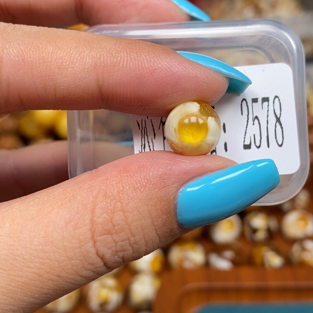 蜜蜡未镶嵌珠宝奇石2578