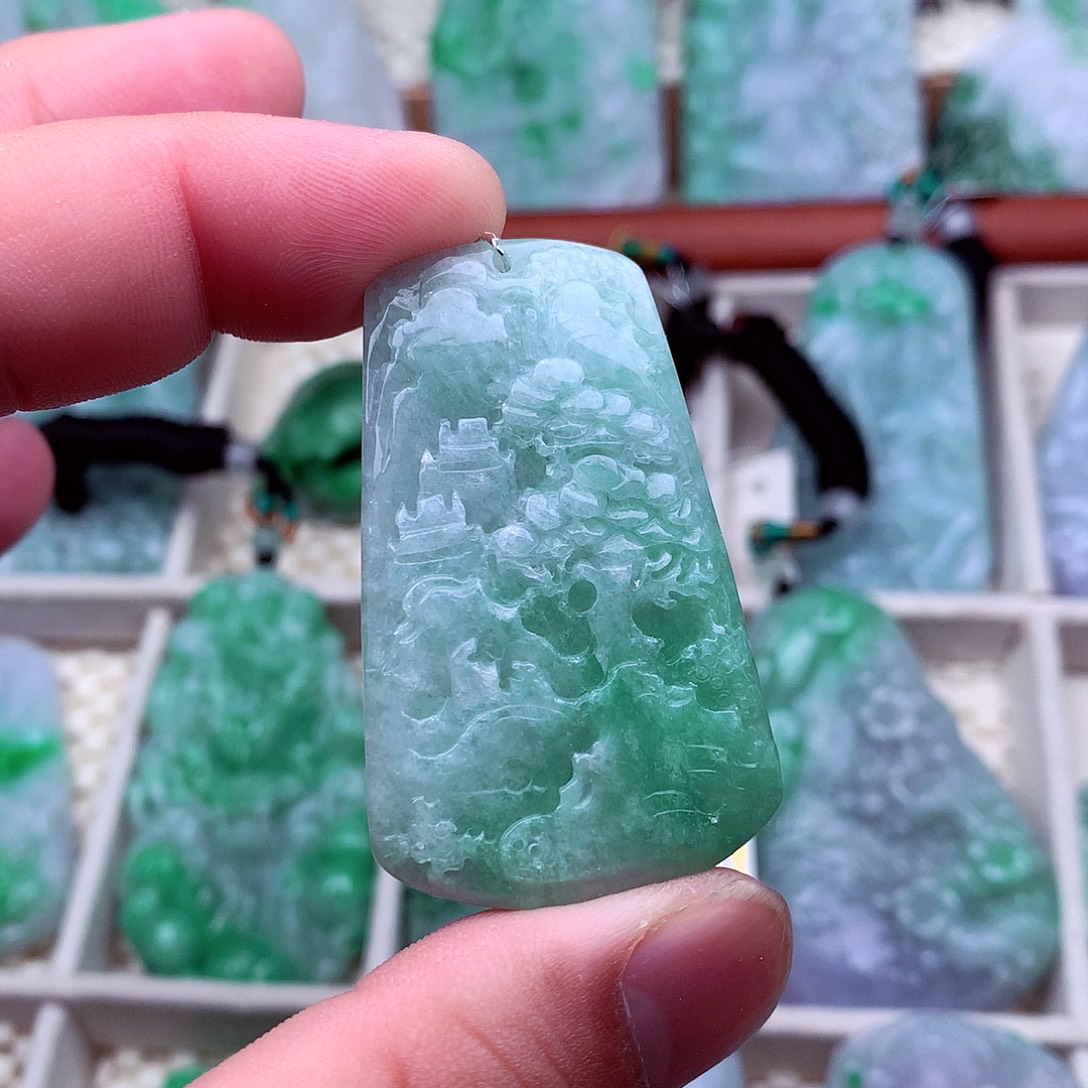 翡翠未镶嵌吊坠(不含链)