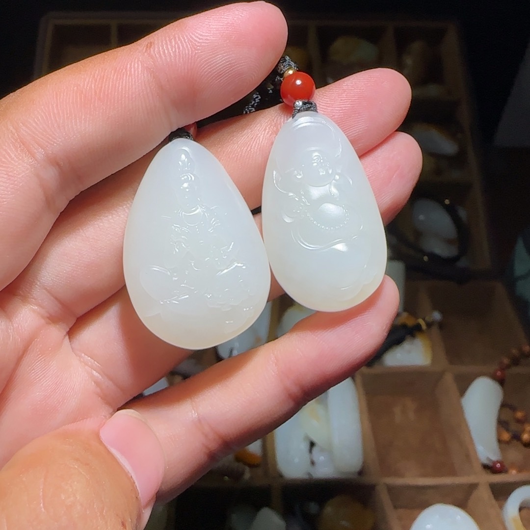 和田玉挂件未镶嵌沫**侯