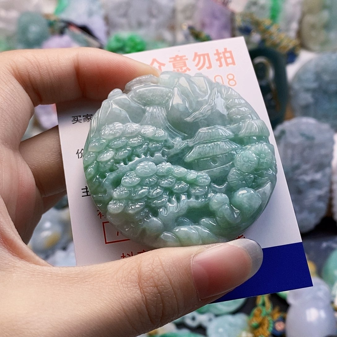 吊坠(不含链)未镶嵌翡翠