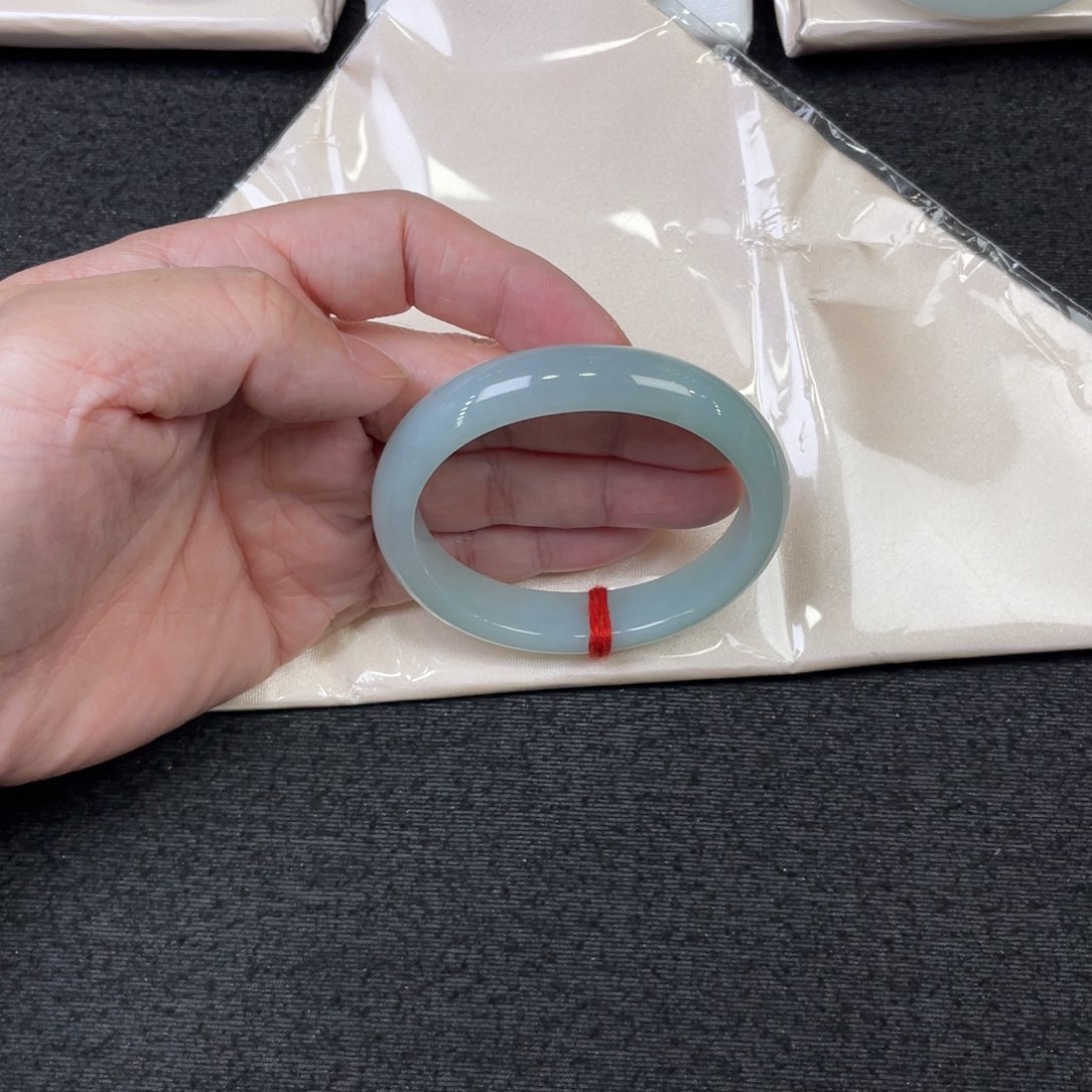 翡翠手镯未镶嵌54.7贵妃