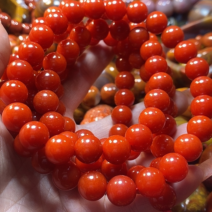 韩***凤玛瑙/玉髓未镶嵌手链