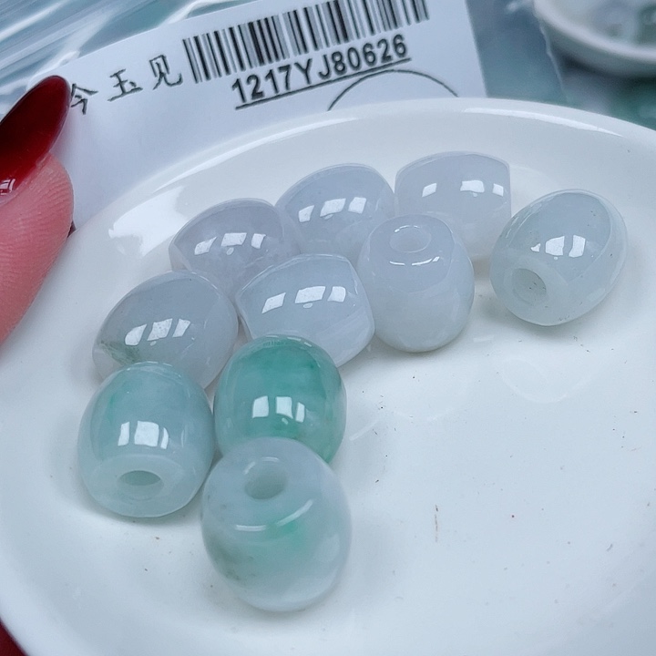 晶***雨翡翠未镶嵌吊坠(不含链)