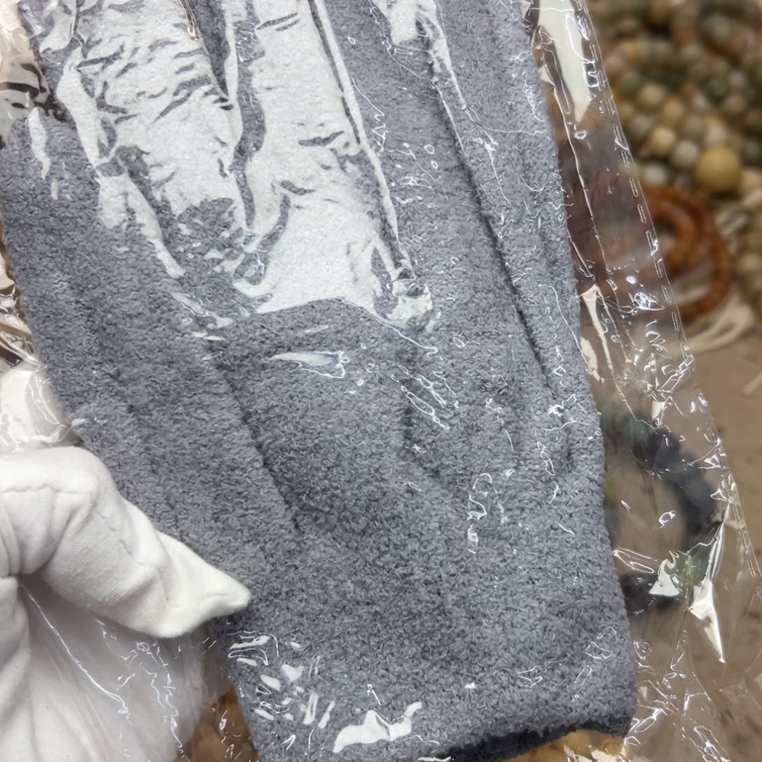 吊坠菩提根/象牙果万毛手套