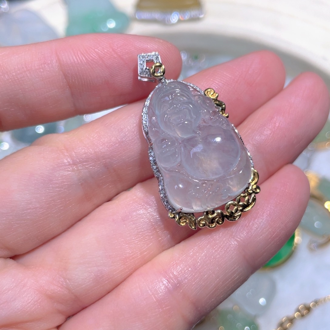 翡翠颈饰18K金镶嵌翡翠