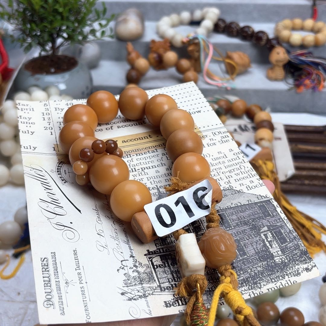 菩提根/象牙果手串卡23老料墩子款