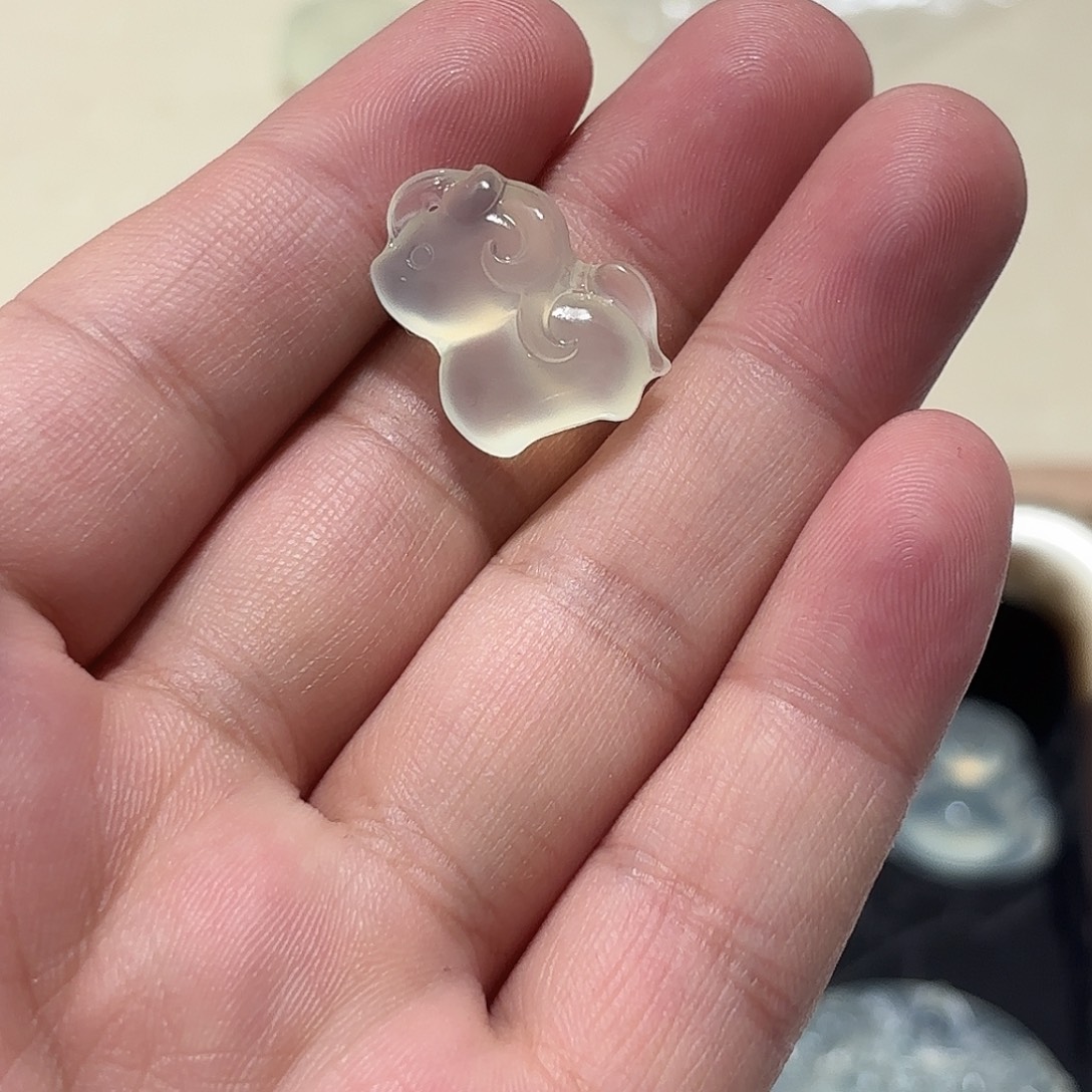 .***狗蛇纹石玉未镶嵌颈饰