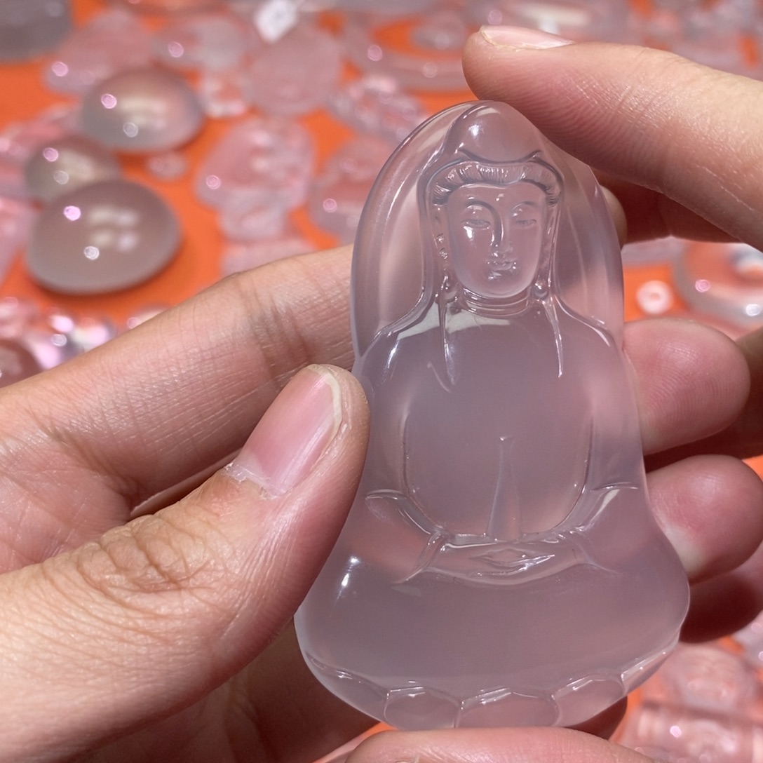 老***店石英质玉未镶嵌珠宝半成品