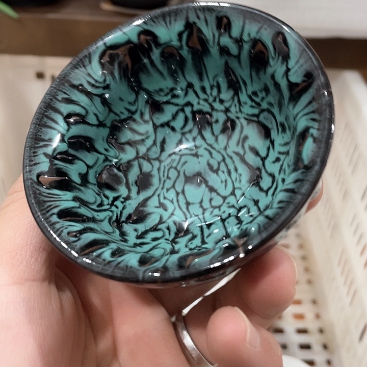 陶瓷茶具全部清清完回家过年