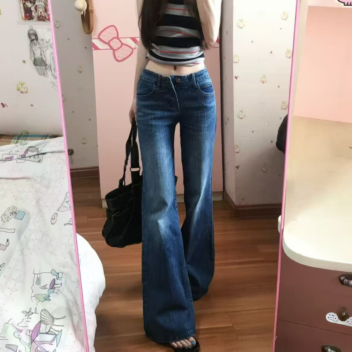 复古低腰直筒阔腿牛仔裤秋冬加绒显瘦百搭时尚感