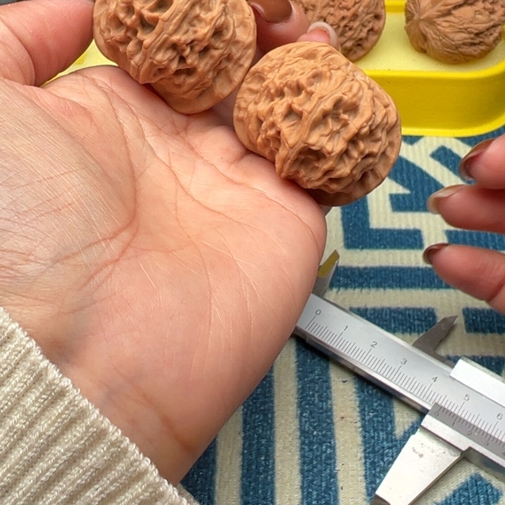 吊坠桃核文玩天地