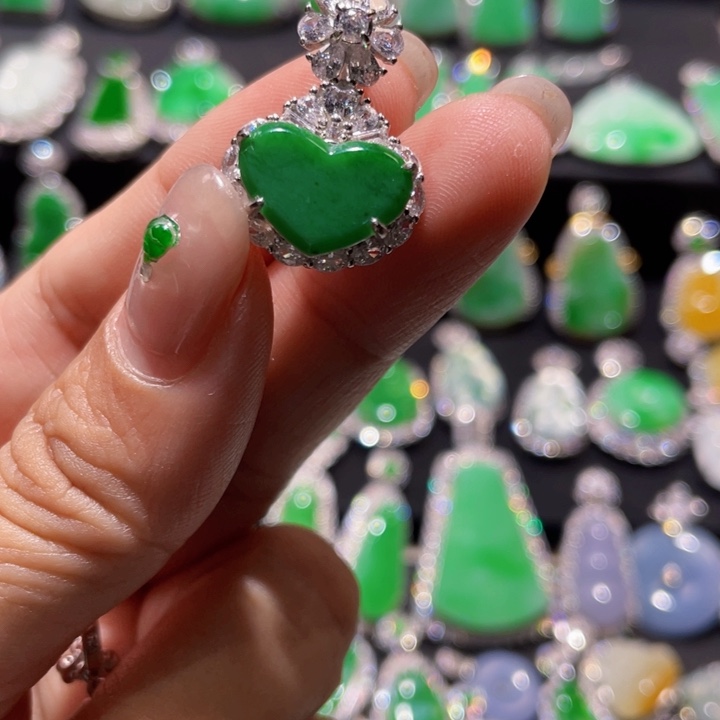 翡翠银S925镶嵌颈饰