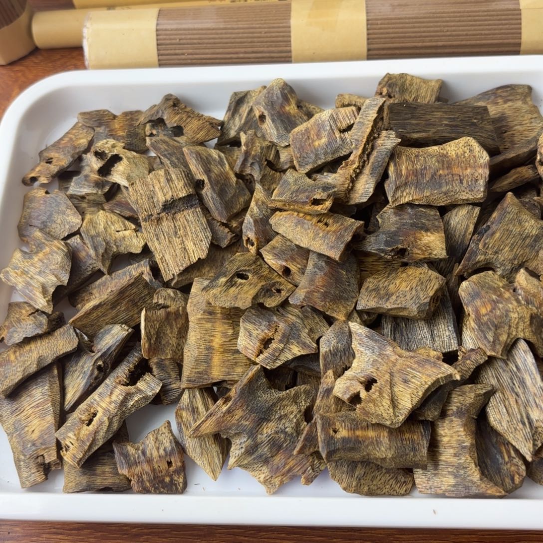 喜***乐沉香碎屑沉香白棋米粒100克