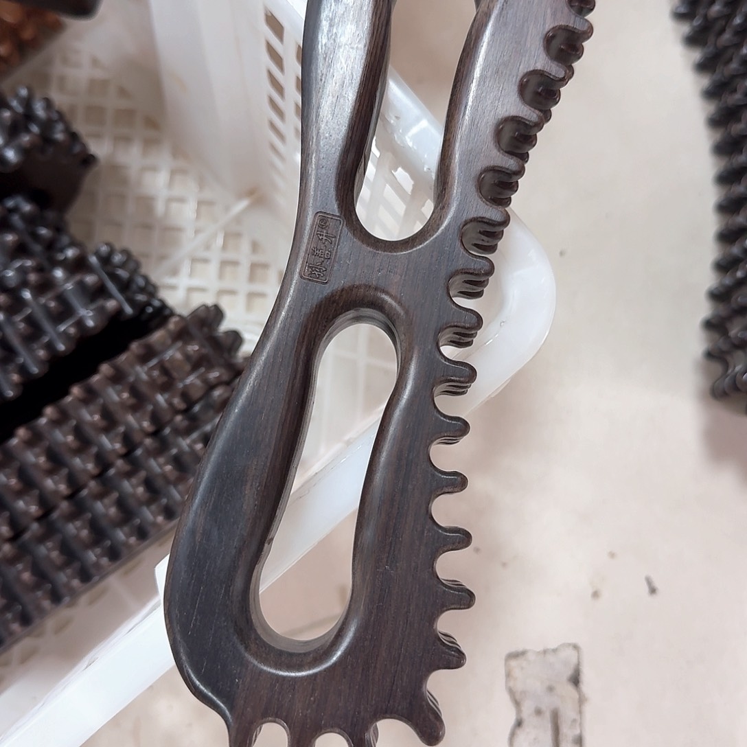 紫光檀木双孔推板三排微瑕疵