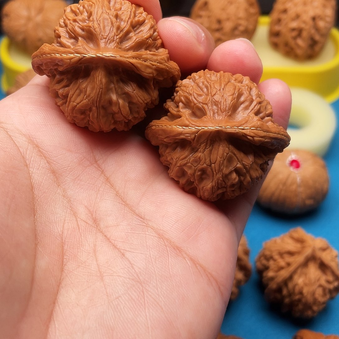 文玩核桃把件紫*宫灯39