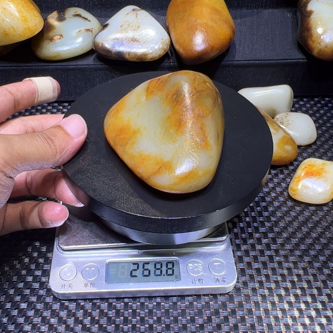 和田玉（子料）未镶嵌吊坠(不含链)260