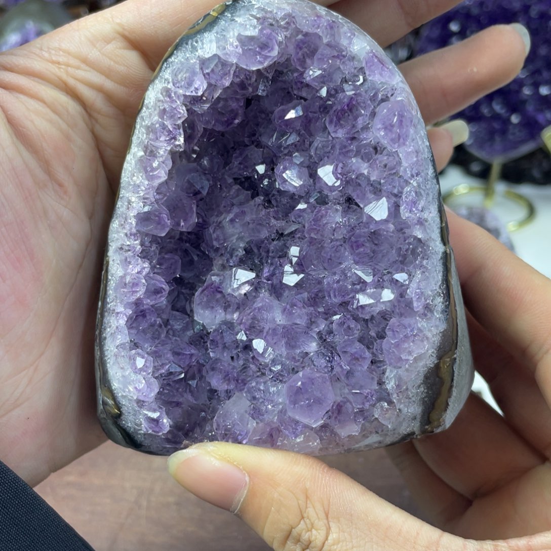 水晶大型摆件（非配饰）未镶嵌