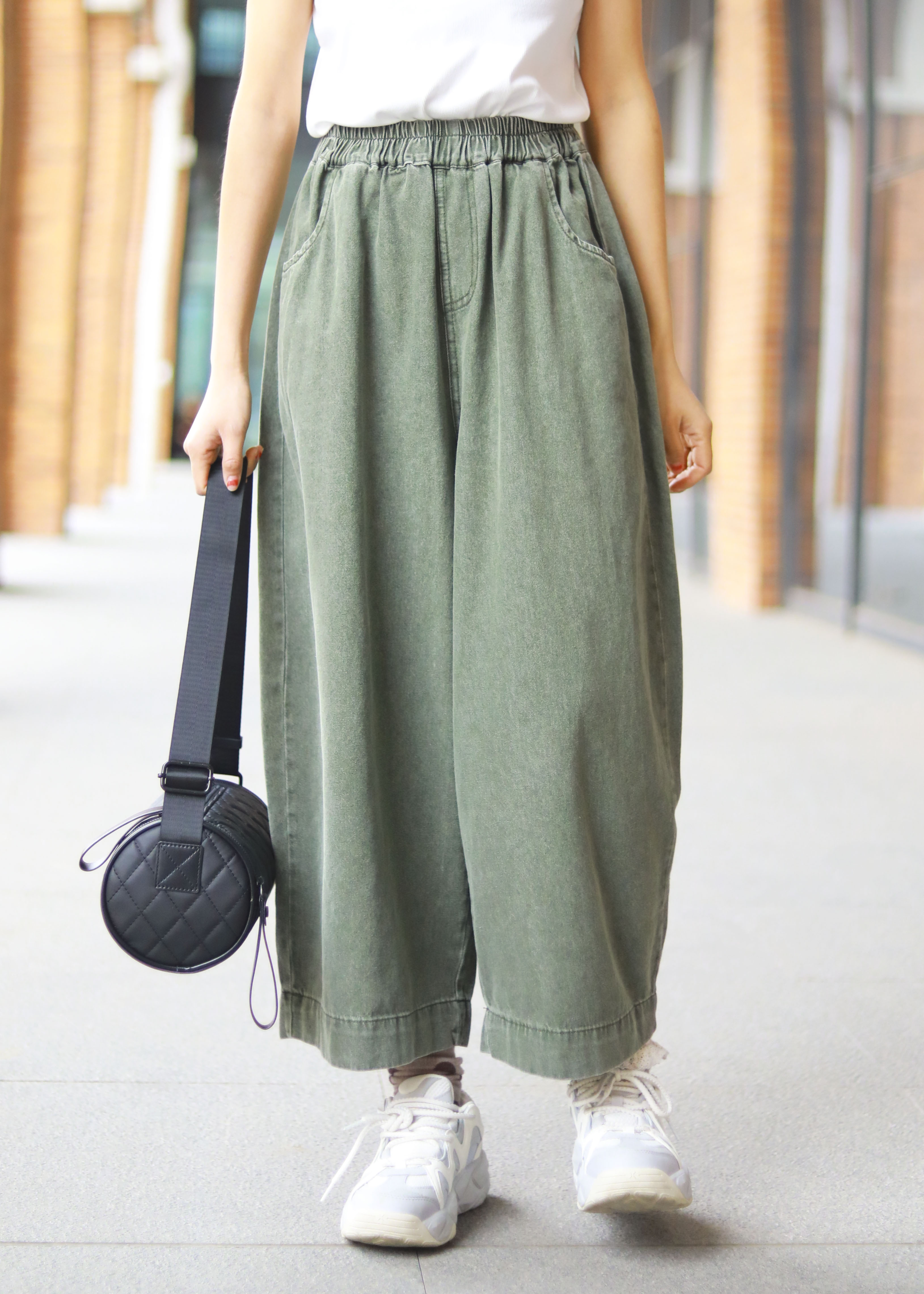 （浅笑）25009彩色牛仔大码阔腿牛仔裤女宽松显瘦休闲直筒赫本裤