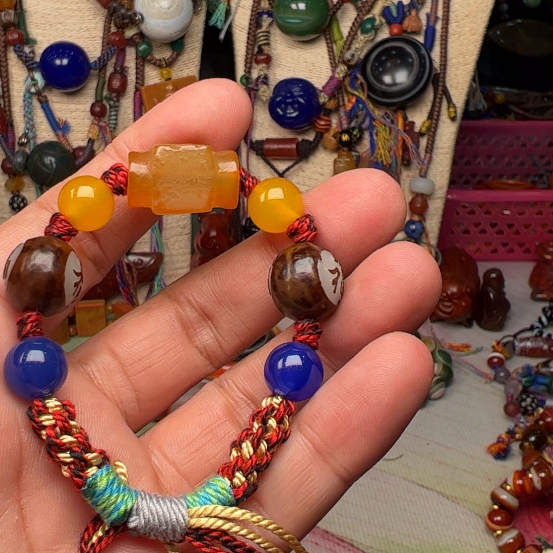 玛瑙/玉髓颈饰未镶嵌