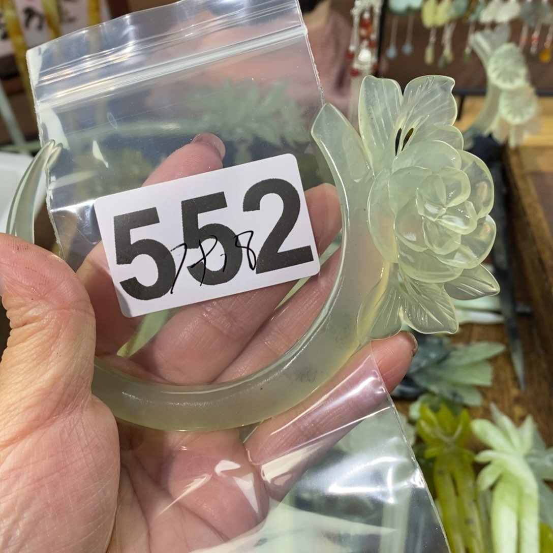 蛇纹石玉玉簪合金朝****把