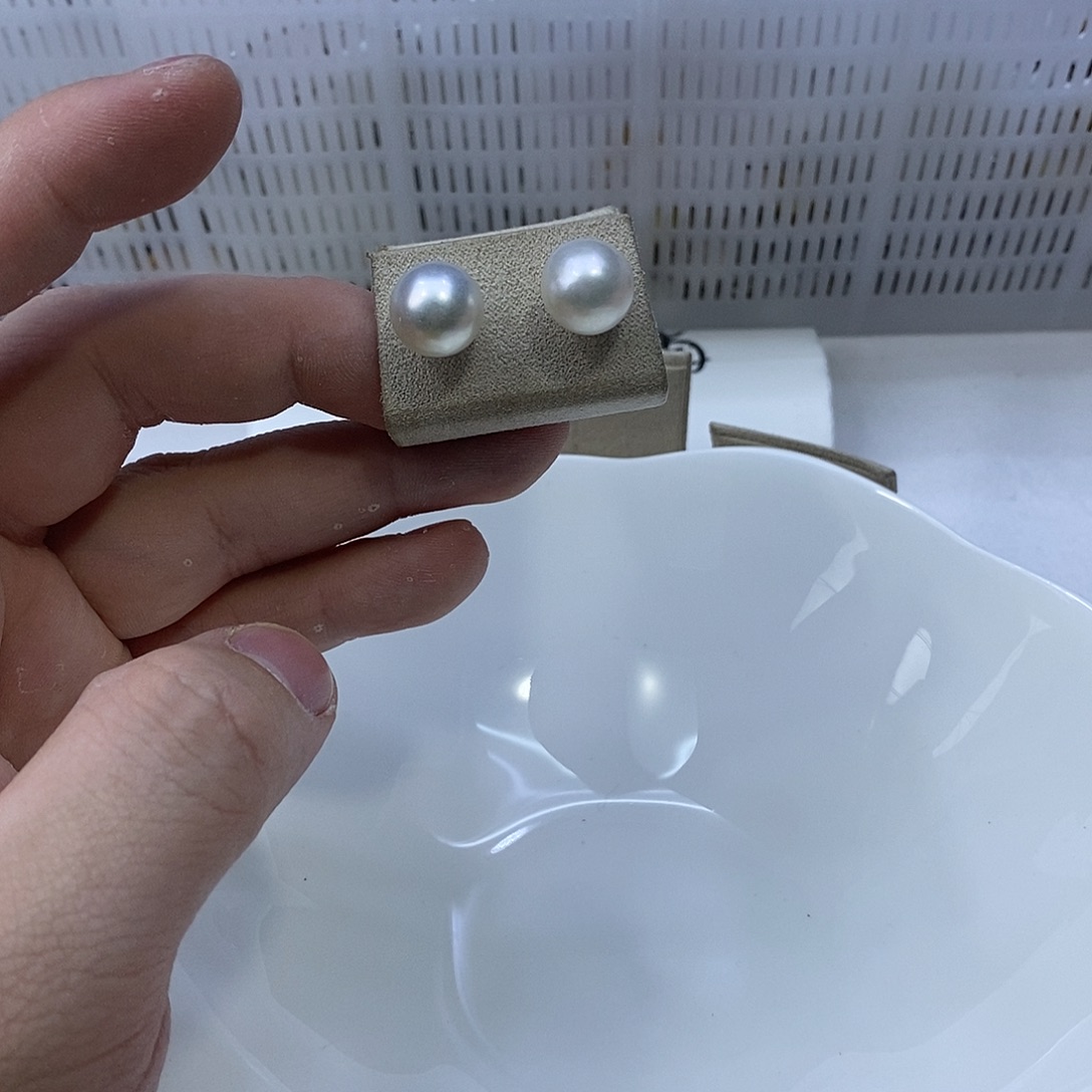 海水珍珠耳饰18K金镶嵌