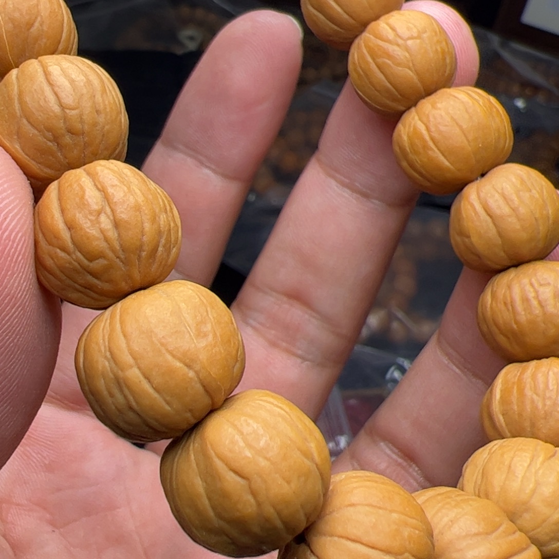 吊坠猴头核桃哦了咯