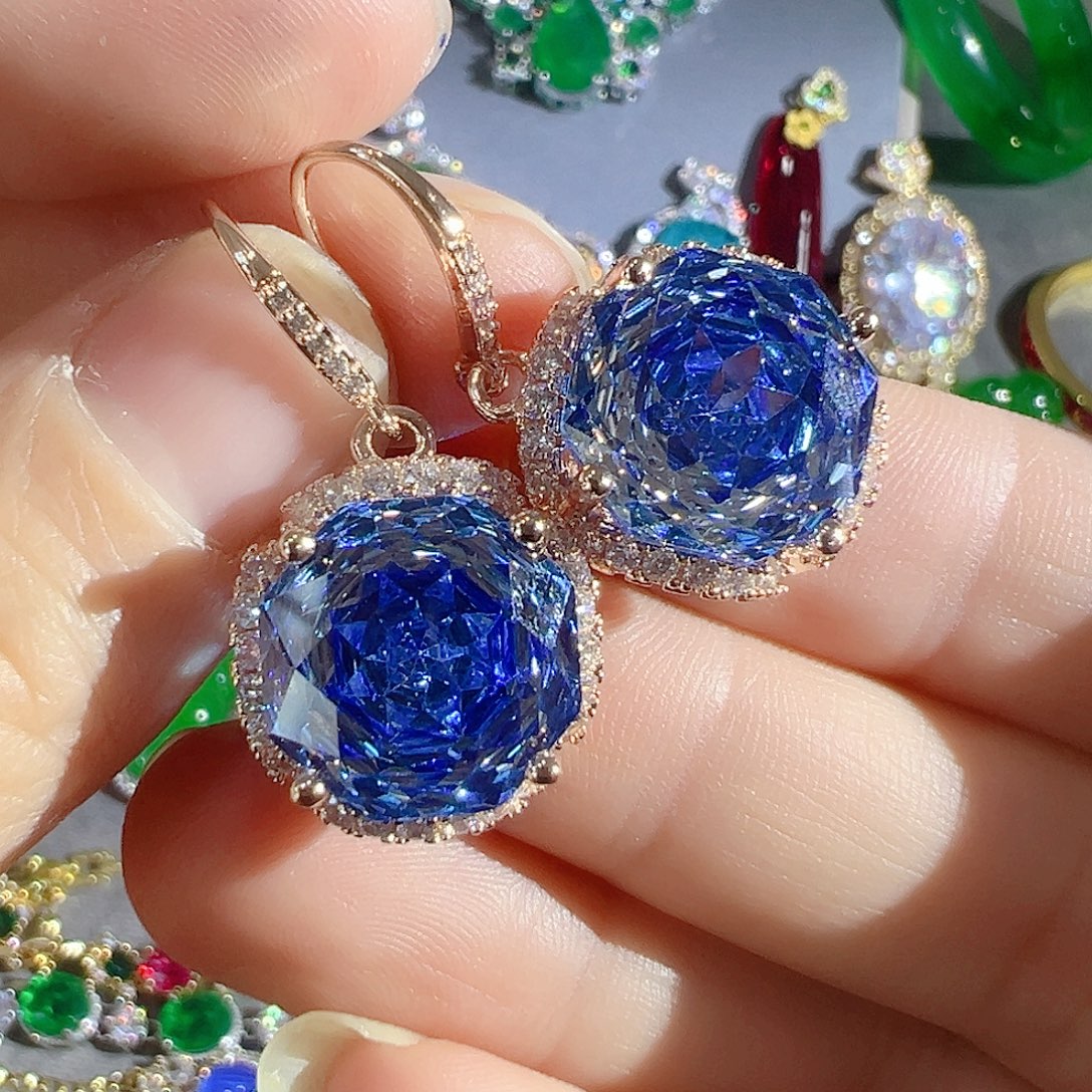 花岗石钨合金红色蓝色大宝贝