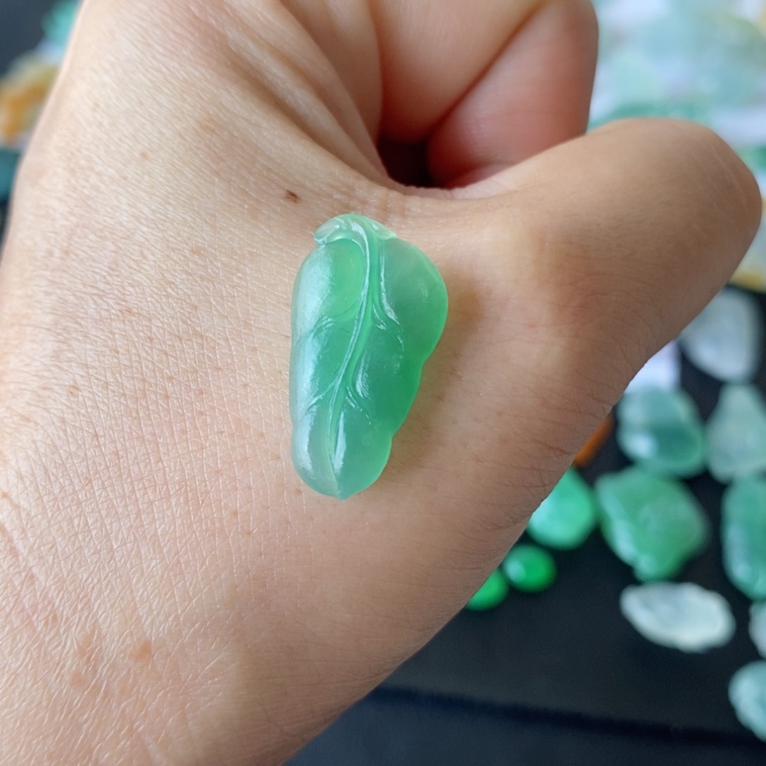 定制翡翠未镶嵌树叶