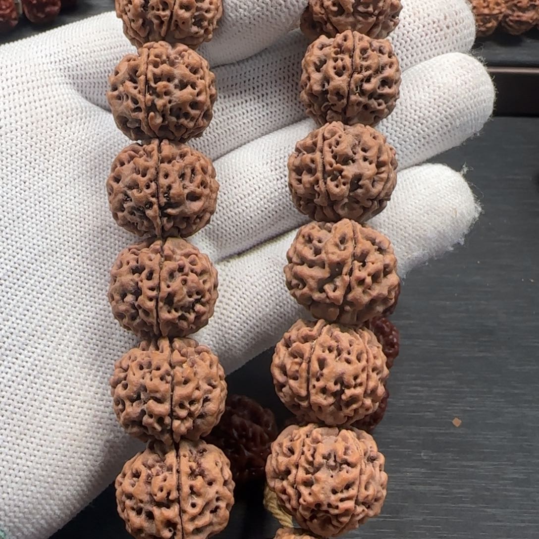 金刚菩提手串20mm爆肉蜂窝（安娜）