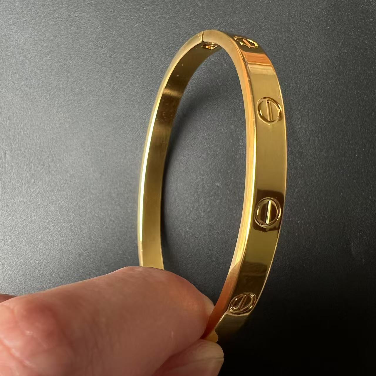 J0084 卡家手镯专拍链接