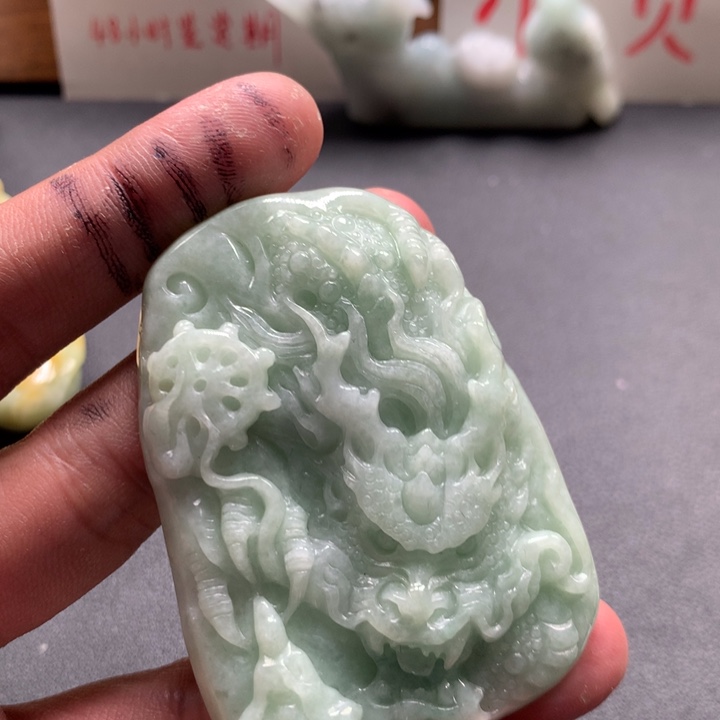 翡翠未镶嵌颈饰保真天然a货翡翠