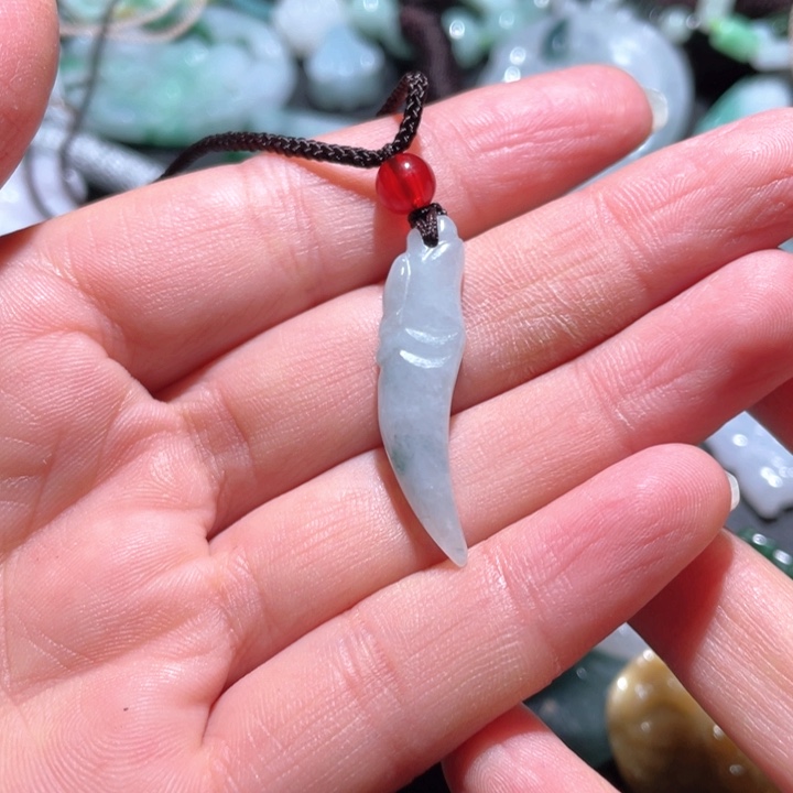 【闪购商品】翡翠颈饰未镶嵌天然翡翠