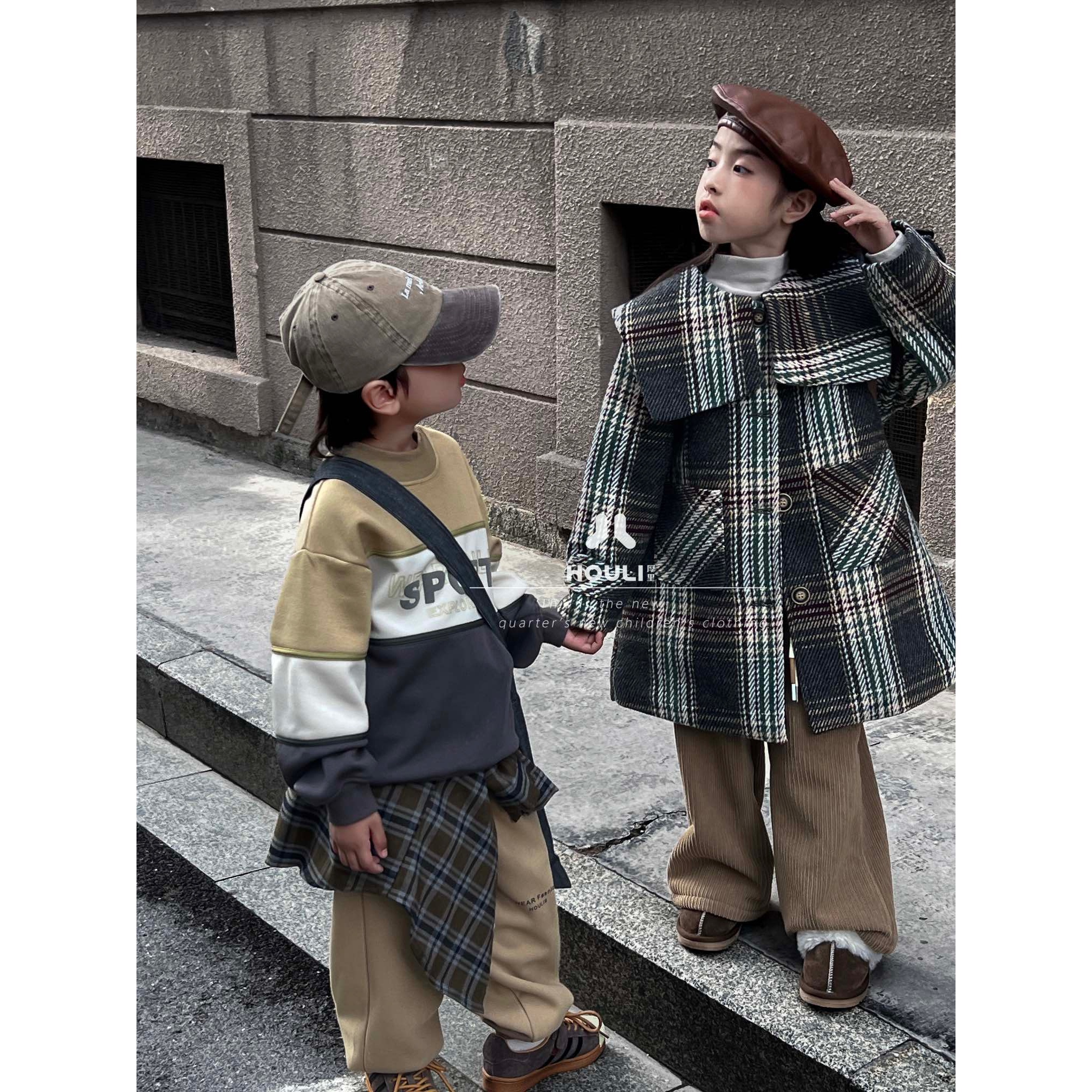 23003高端专享儿童冬款毛呢外套灰色