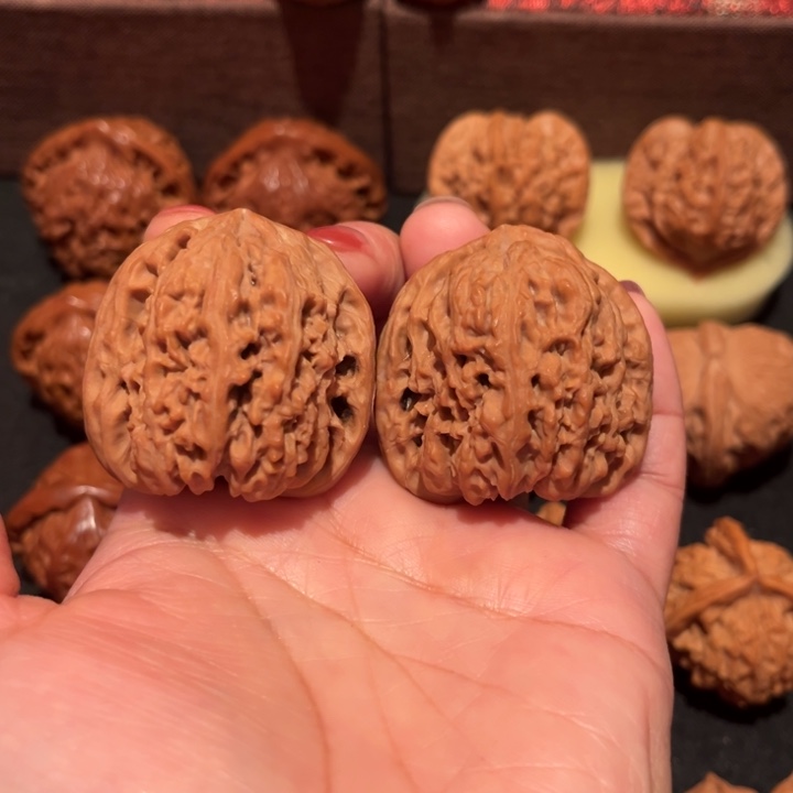 文玩核桃吊坠南疆石