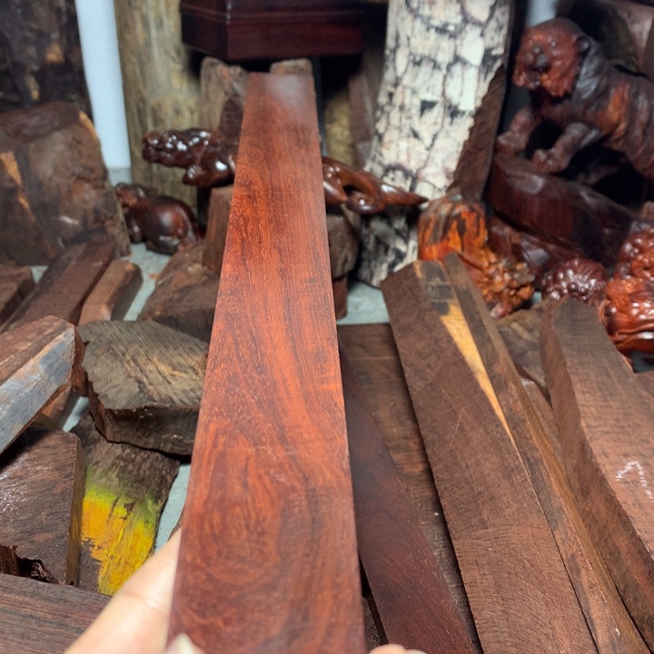 檀香紫檀（小叶紫檀）凤**角