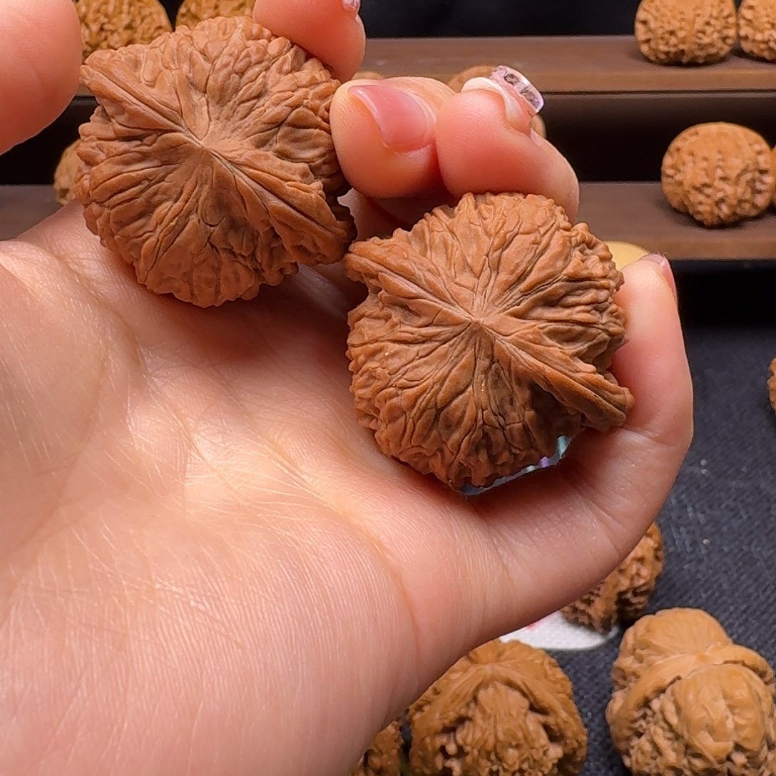 文玩核桃吊坠40磨盘