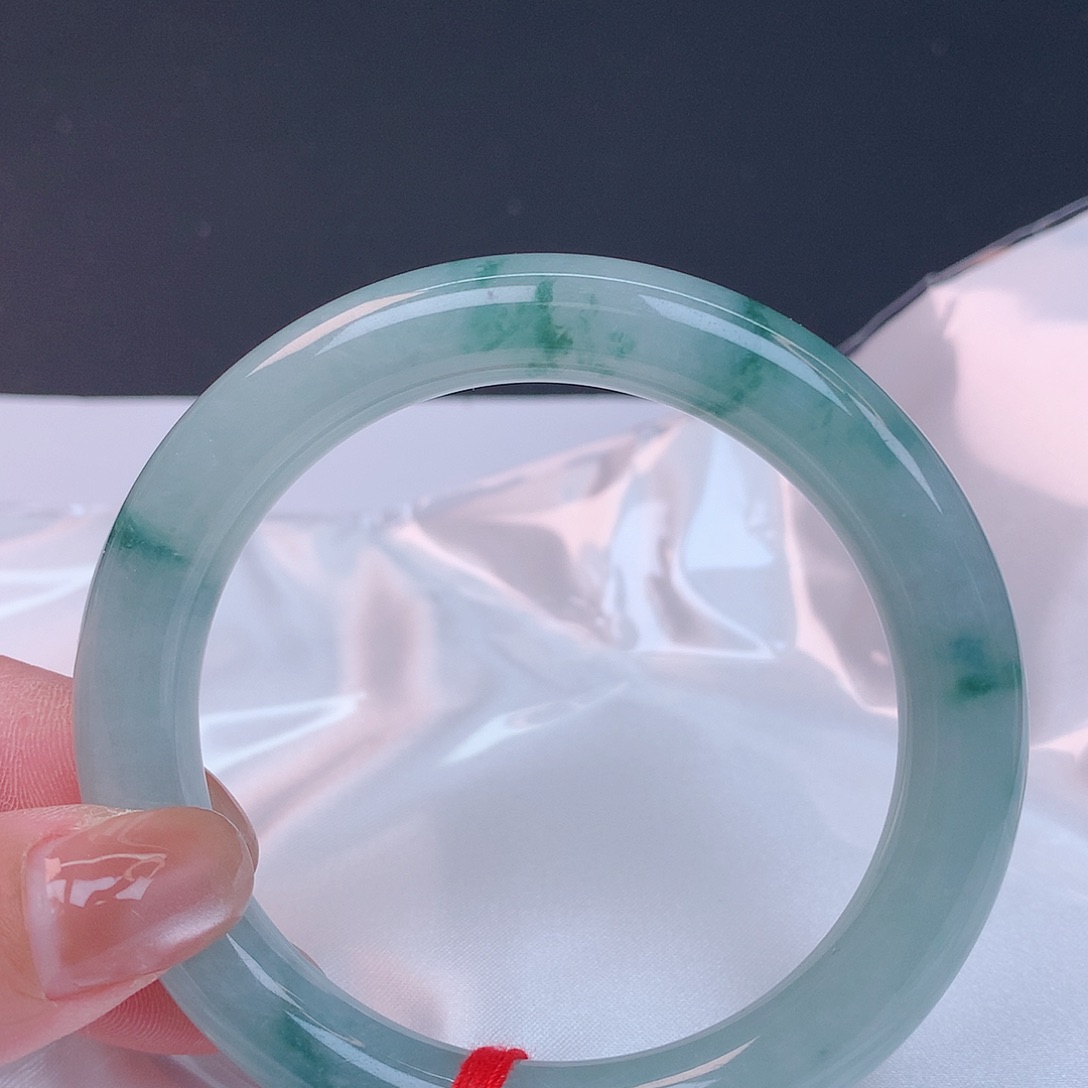 【闪购商品】未镶嵌手镯翡翠55+