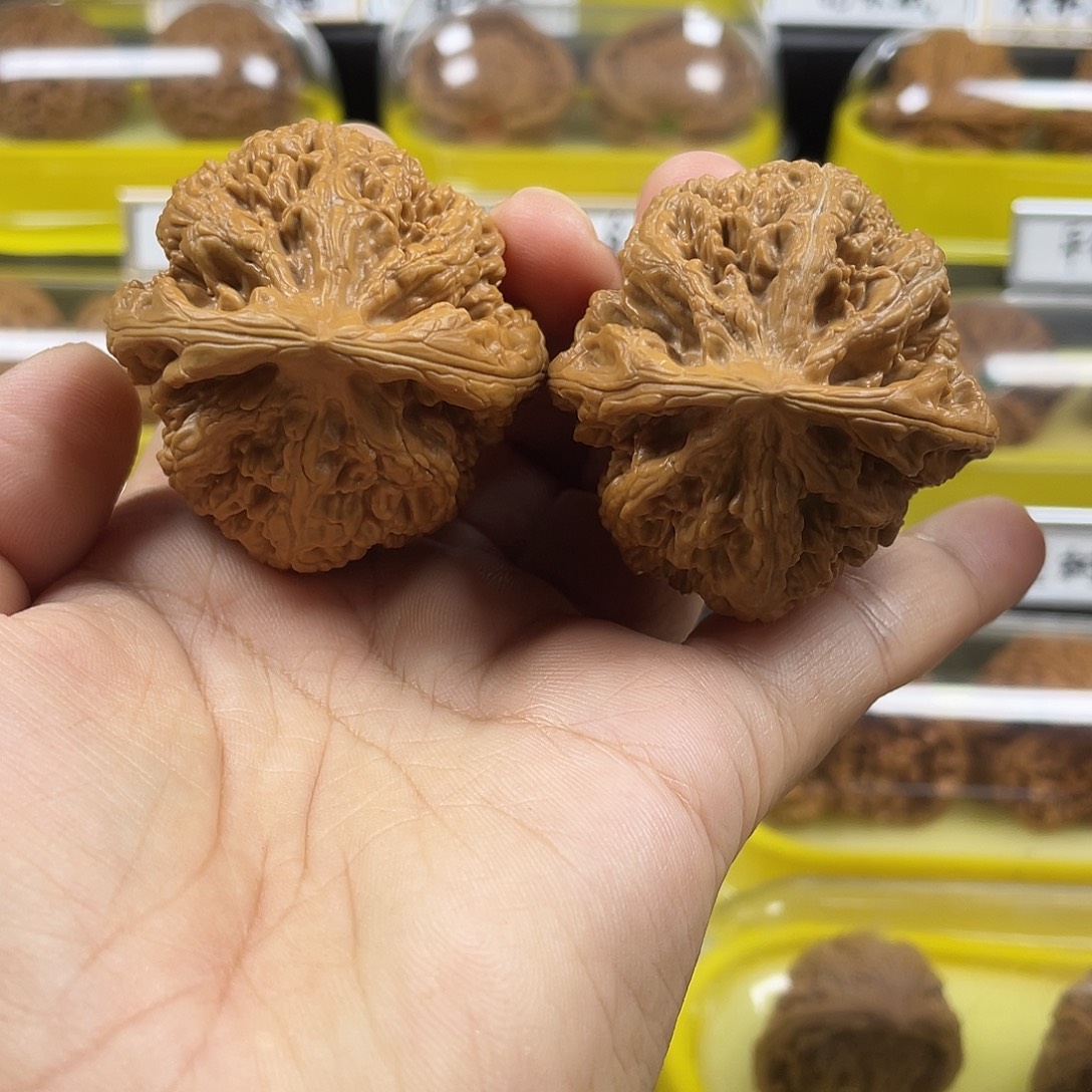 文玩核桃把件平谷大粗筋44