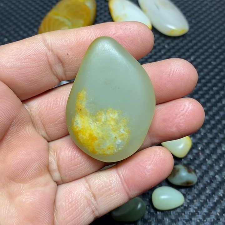 和田玉（白玉）珠宝奇石未镶嵌