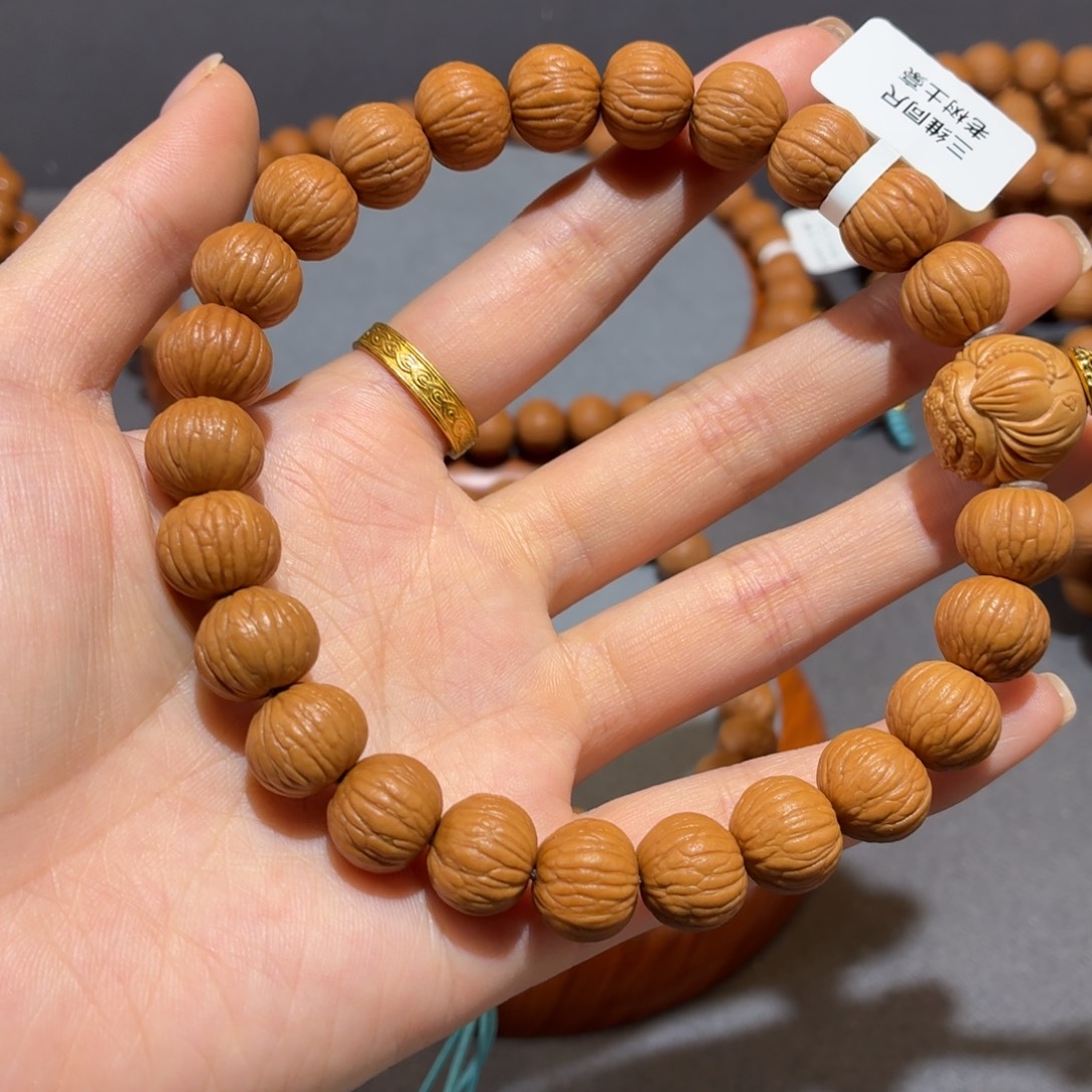 吊坠桃核三维同持土豪手串