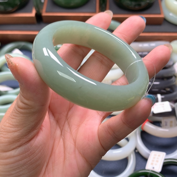 【闪购商品】未镶嵌手镯和田玉13
