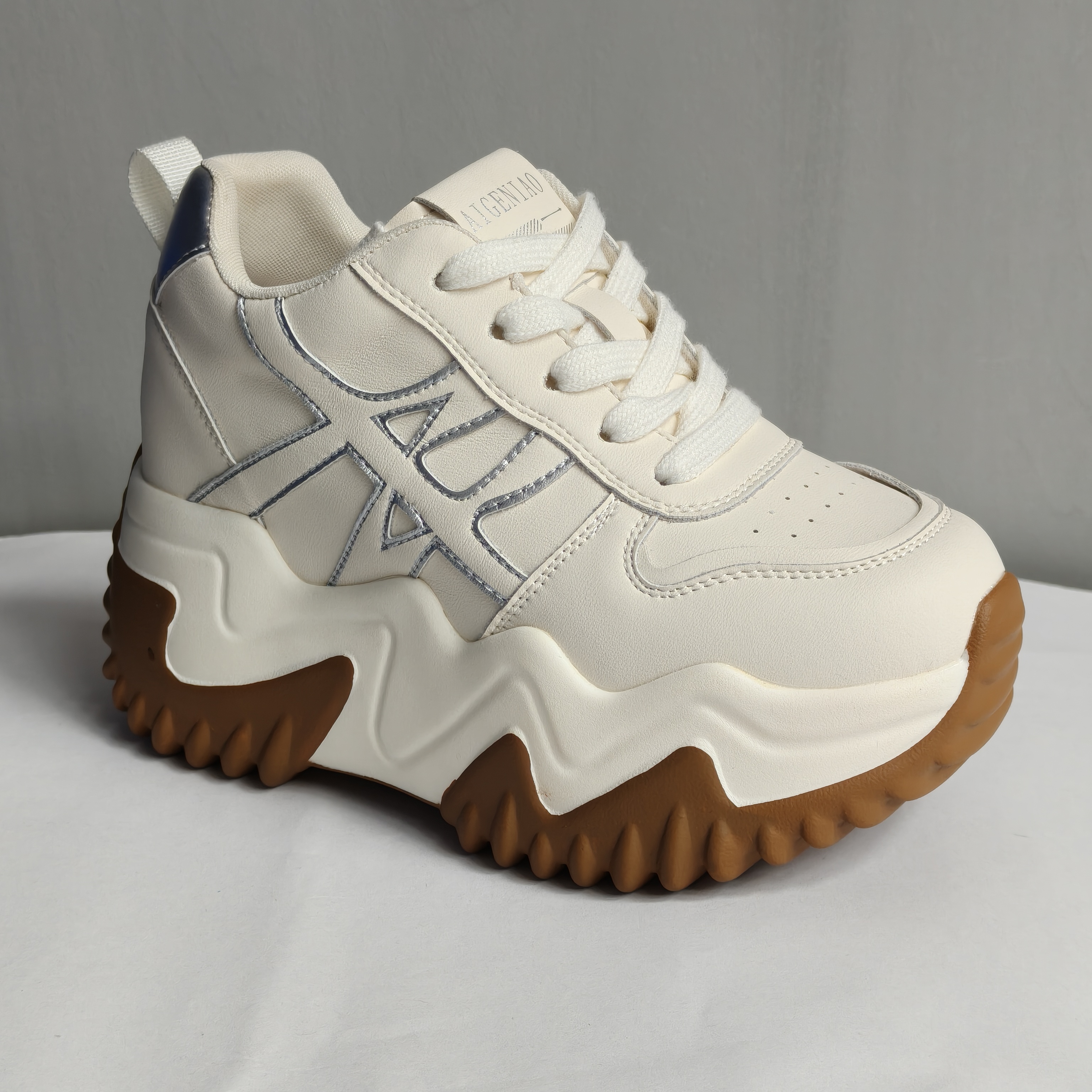 增高10公分网红老爹鞋女超火2025春季新款厚底百搭女鞋松糕鞋