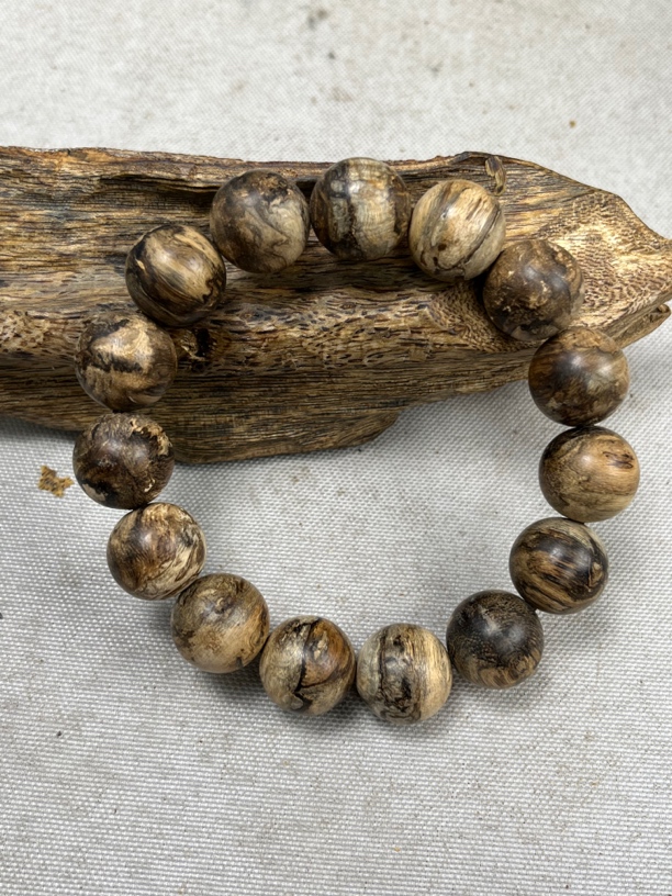 惠安系芽庄沉香瘤疤圆珠单圈卡15-21克多样性发一条