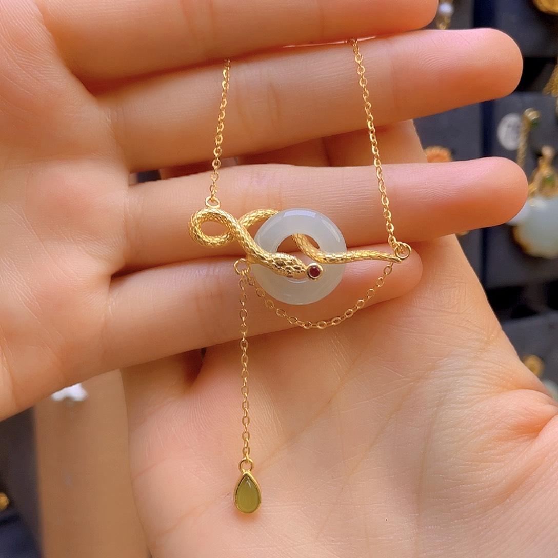 和田玉颈饰银S925镀金镶嵌