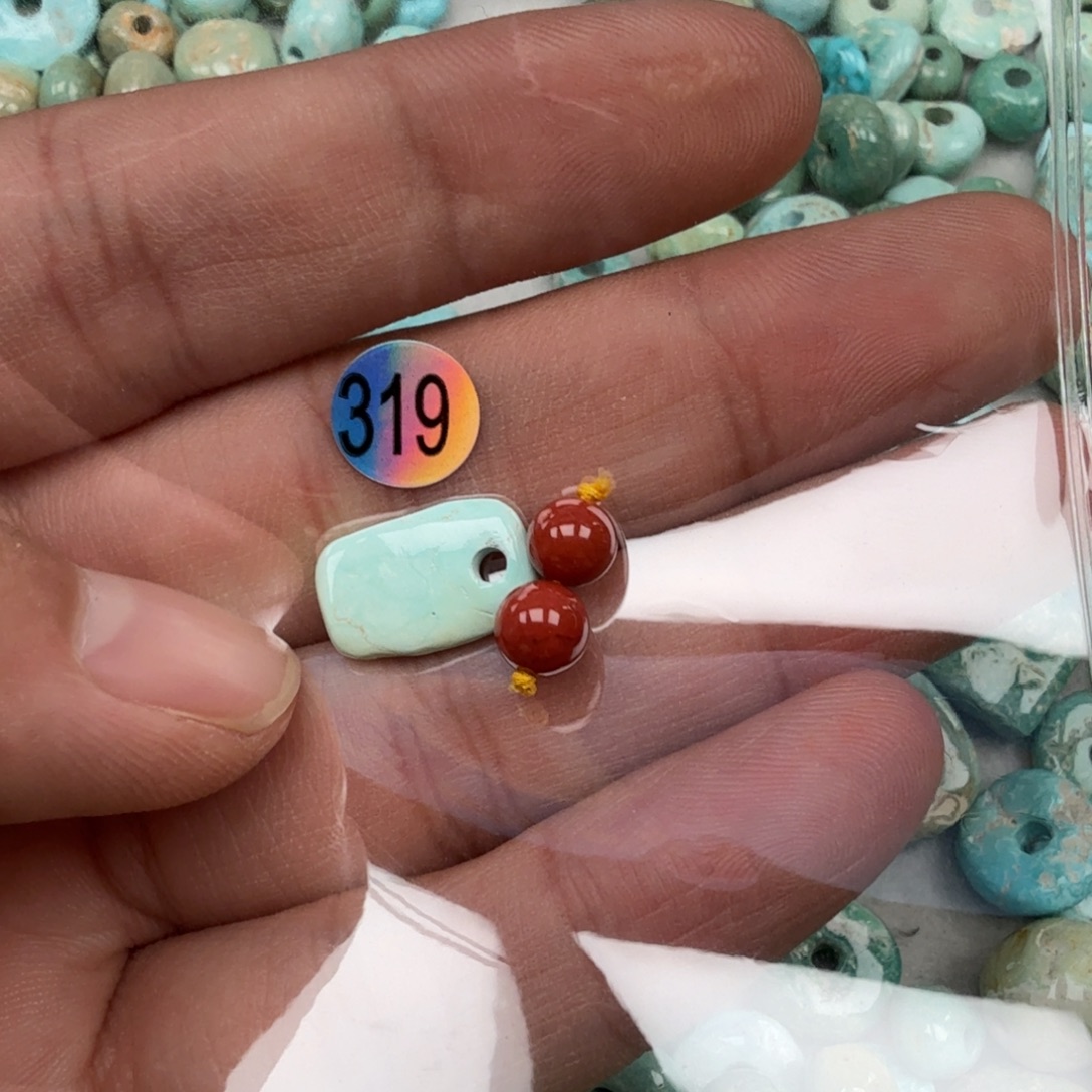 南红玛瑙未镶嵌珠宝奇石