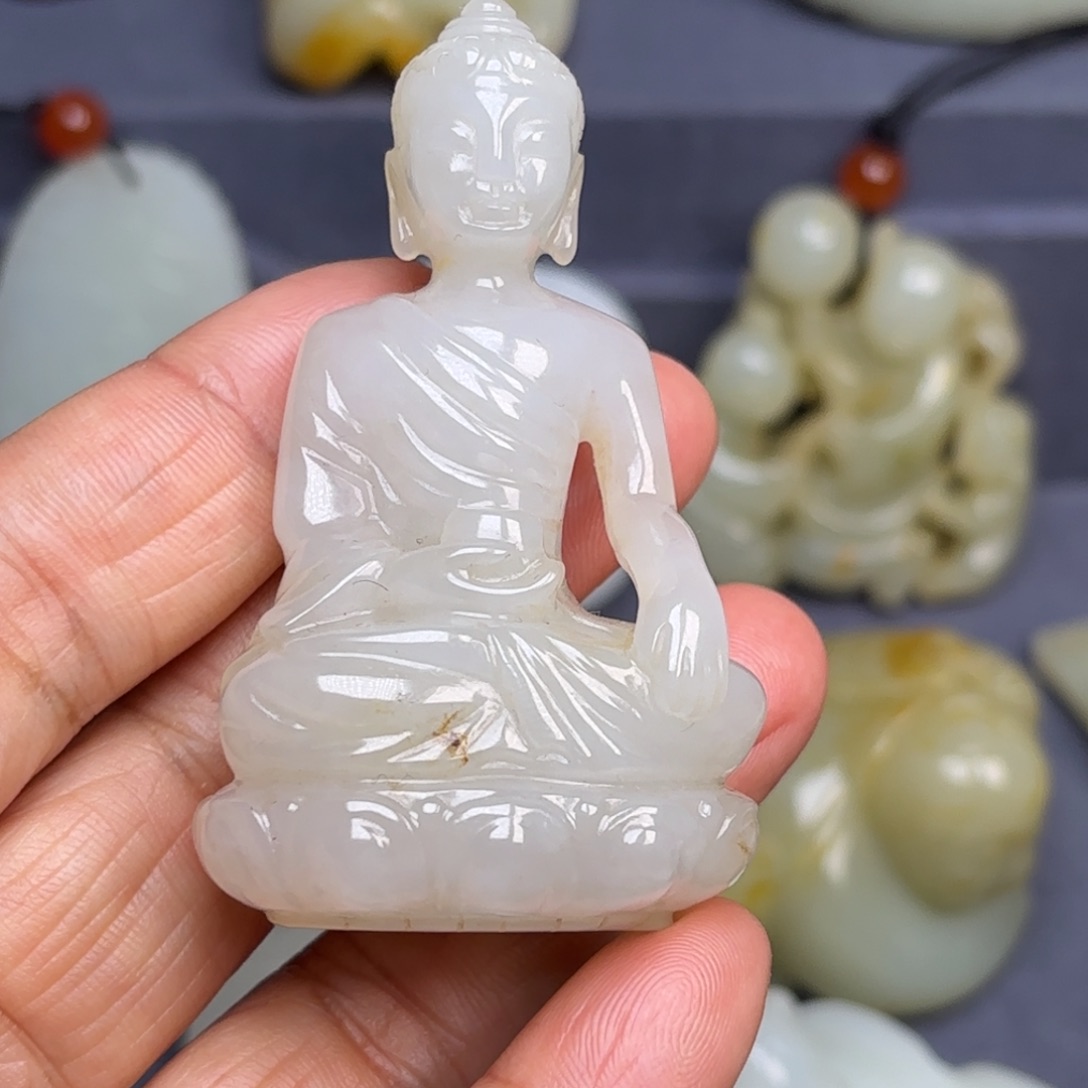 和田玉（糖玉）挂件未镶嵌陆*龙